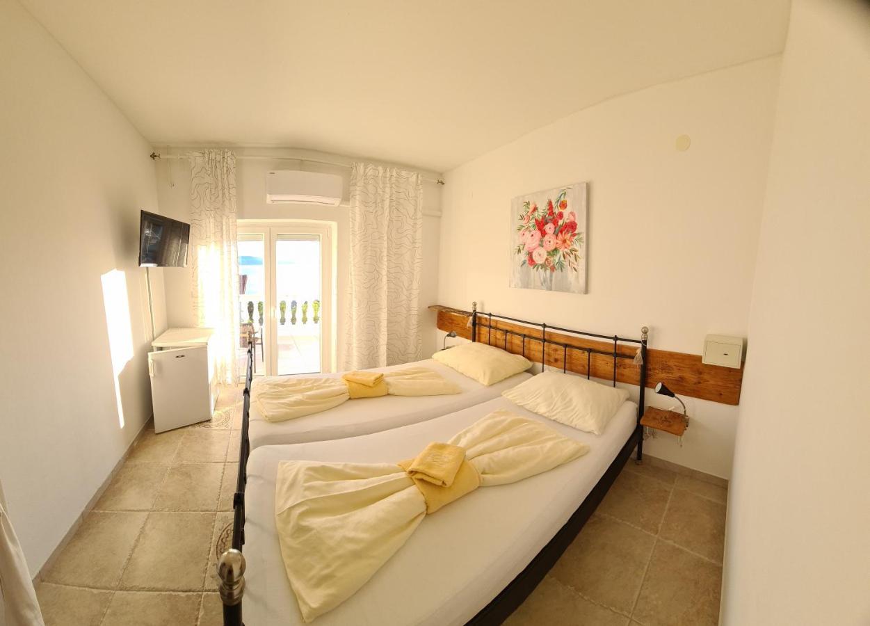 Bed & Breakfast Barbara Novi Vinodolski Bagian luar foto